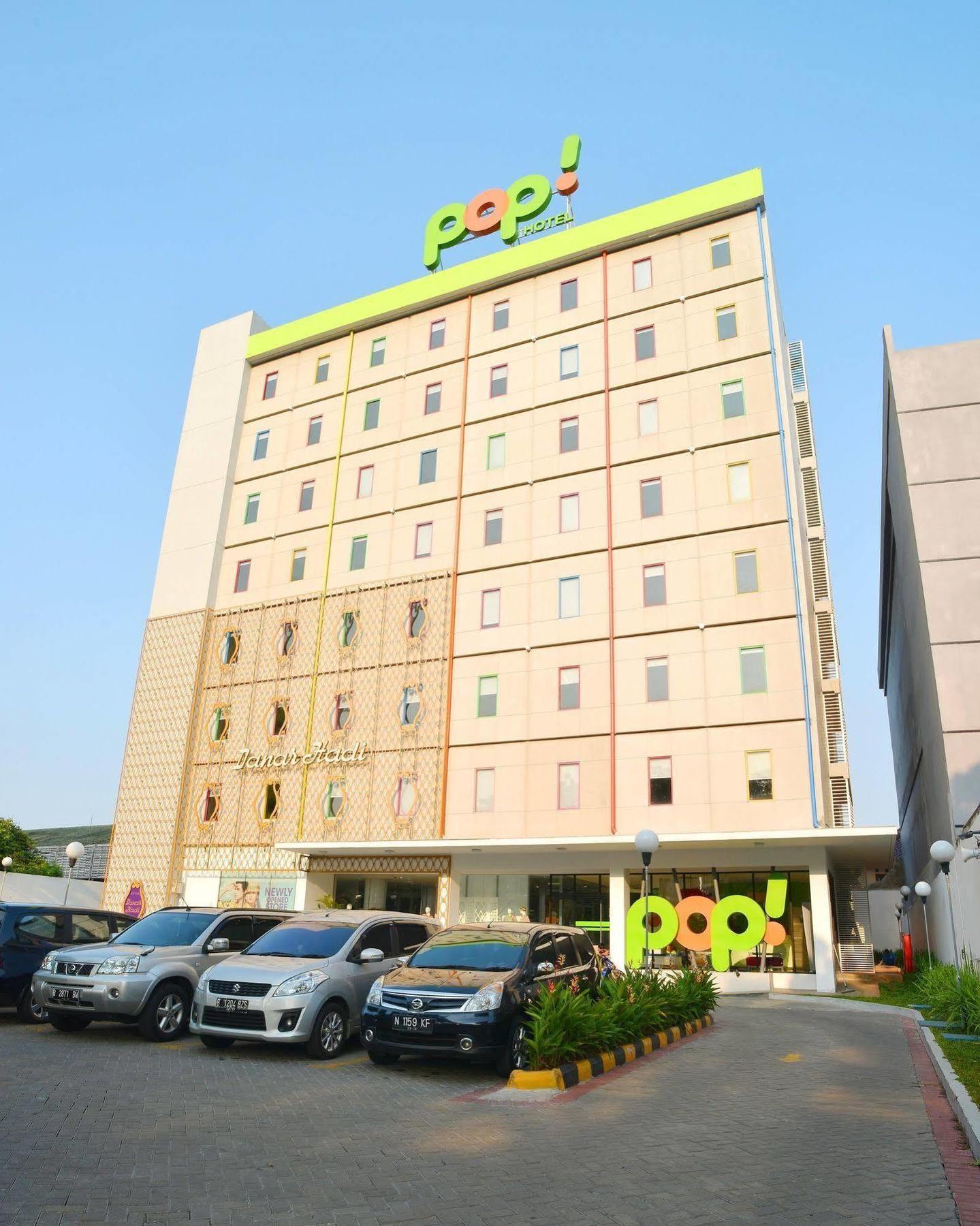 Pop! Hotel Tebet Jakarta Eksteriør billede