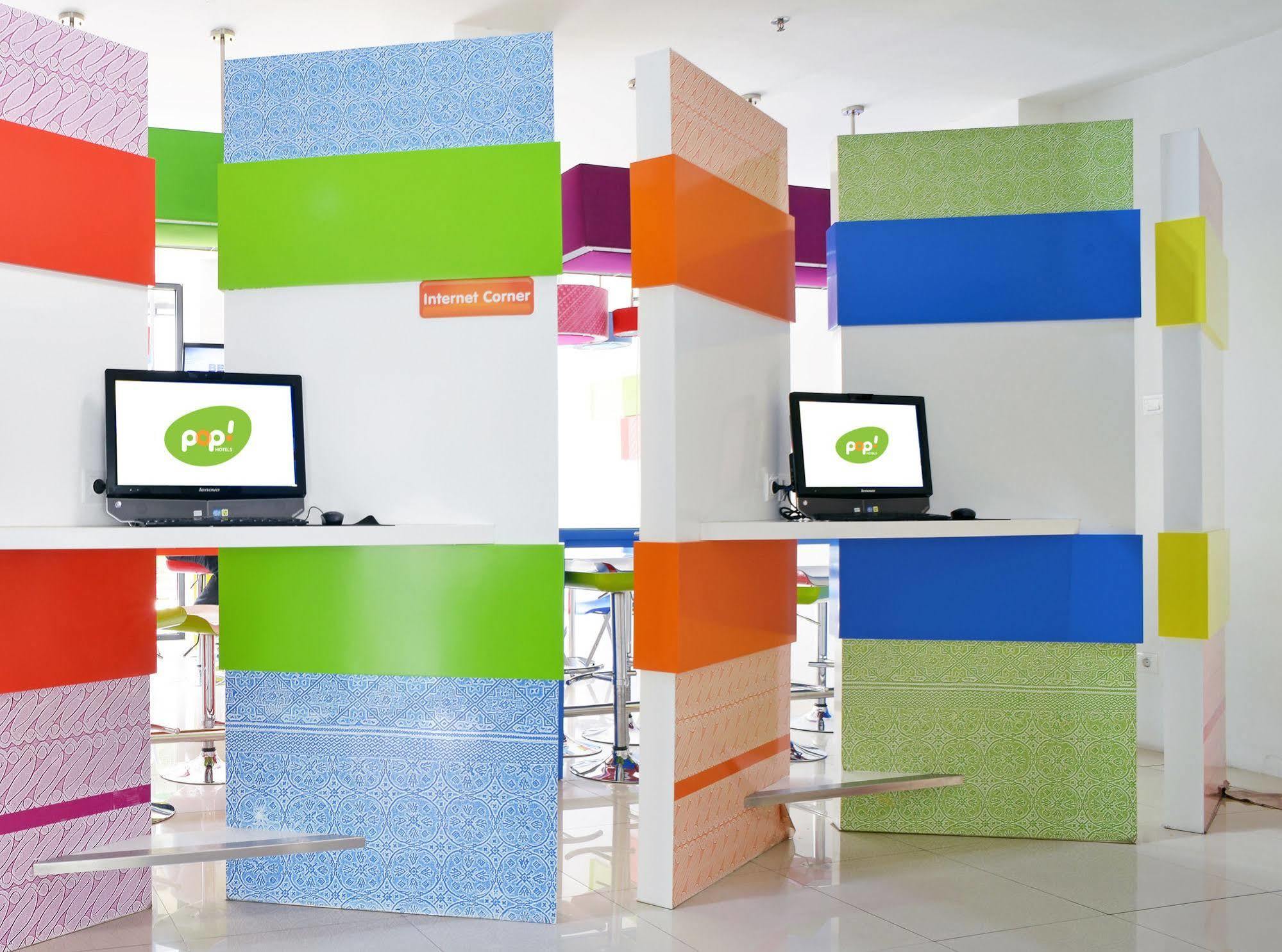 Pop! Hotel Tebet Jakarta Eksteriør billede